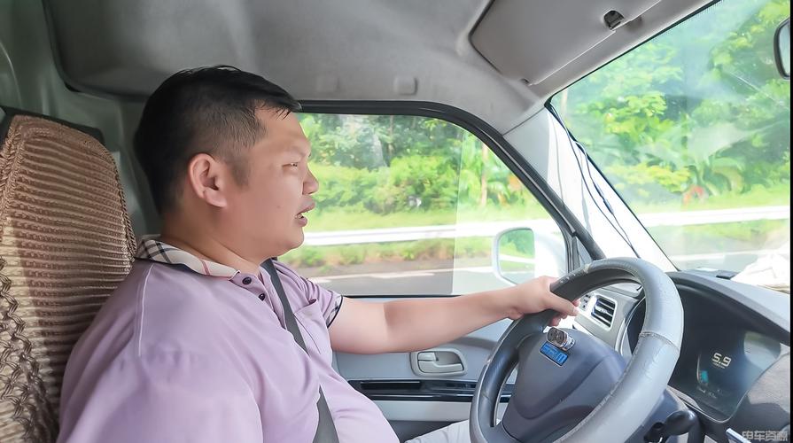 跑汽車貨運(yùn)跑汽車貨運(yùn)司機(jī)要交押金嗎