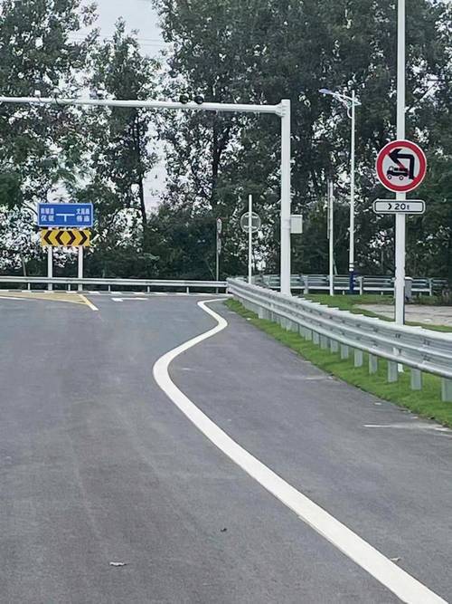 揚(yáng)州貨運(yùn)總站揚(yáng)州貨運(yùn)總站電話號碼